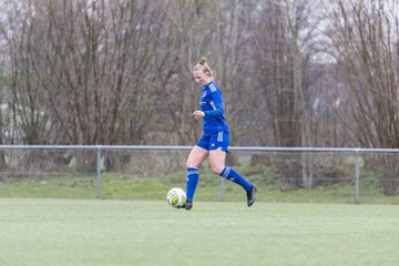 Bild 249 - F SSC Hagen Ahrensburg - SV Frisia Risum-Lindholm : Ergebnis: 1:2